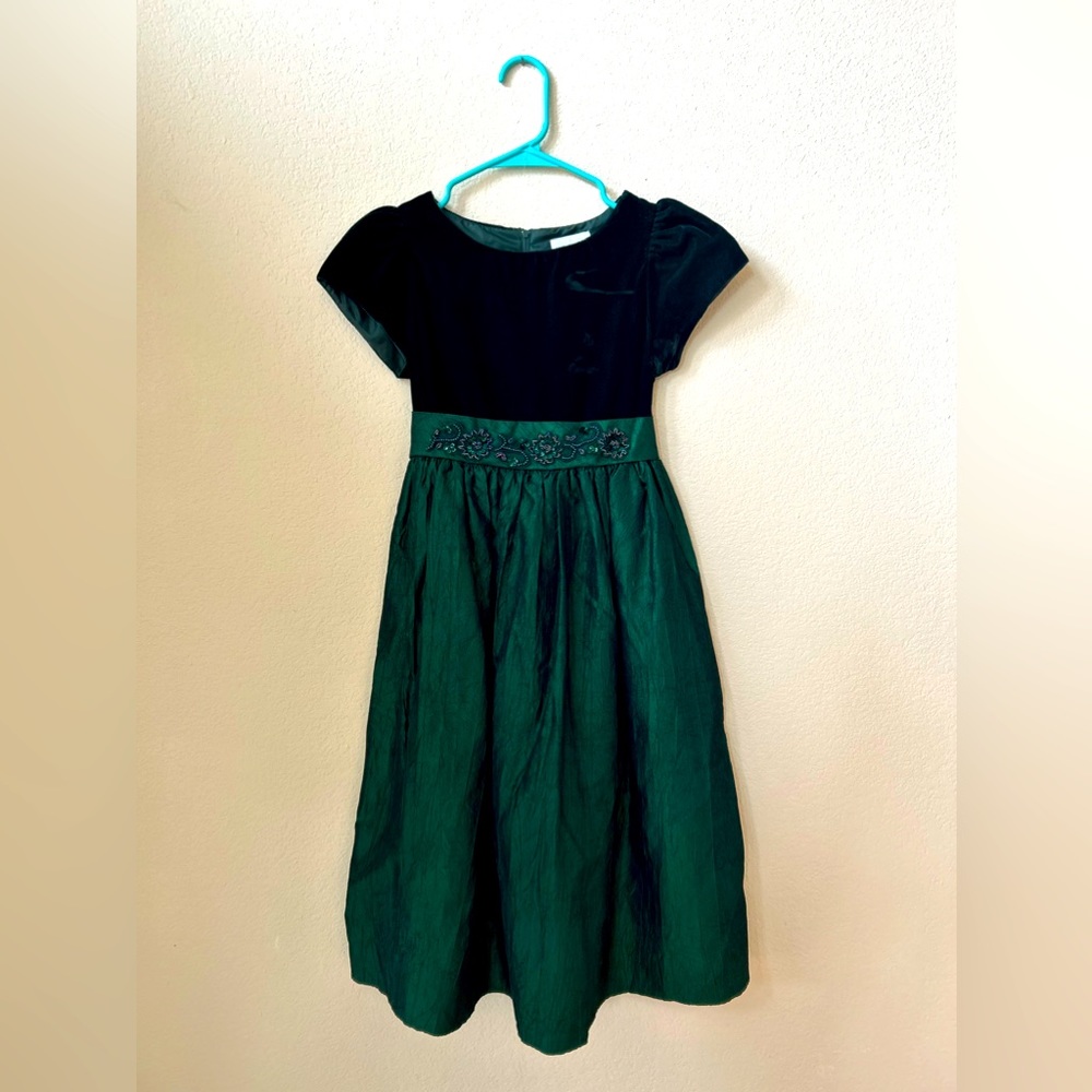 Girls emerald green holiday dress